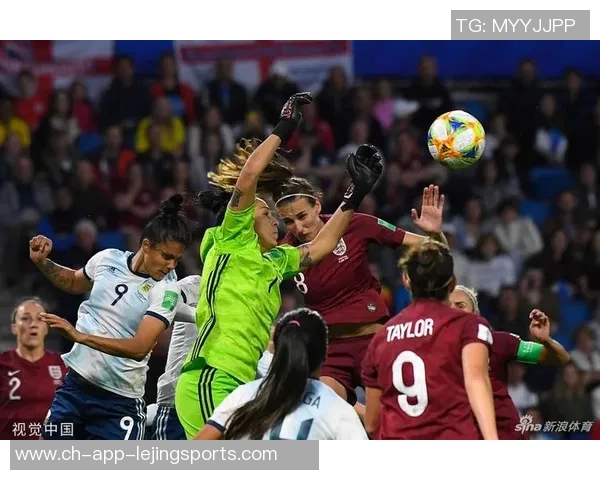 英格兰女足对决阿根廷女足精彩赛事回顾与分析